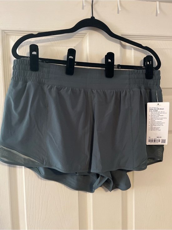 lululemon athletica Pants - Lululemon Hotty Hot HR Short 2.5” Lined Dark Forest NWT Size 14